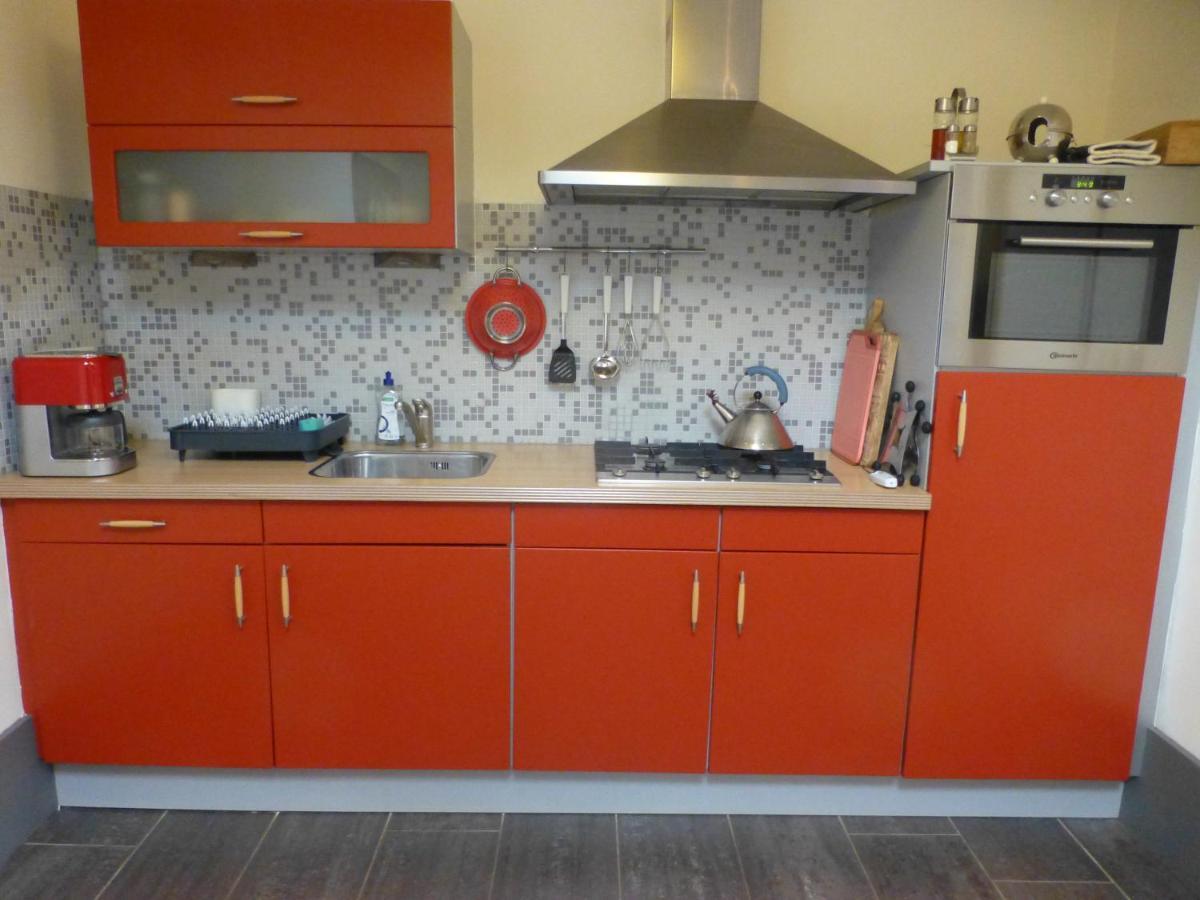 Vakantiehuis Onder De Peppel Met Sauna En Jacuzzi Wijk en Aalburg Екстериор снимка